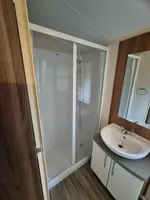 1000018108