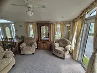 1000024704